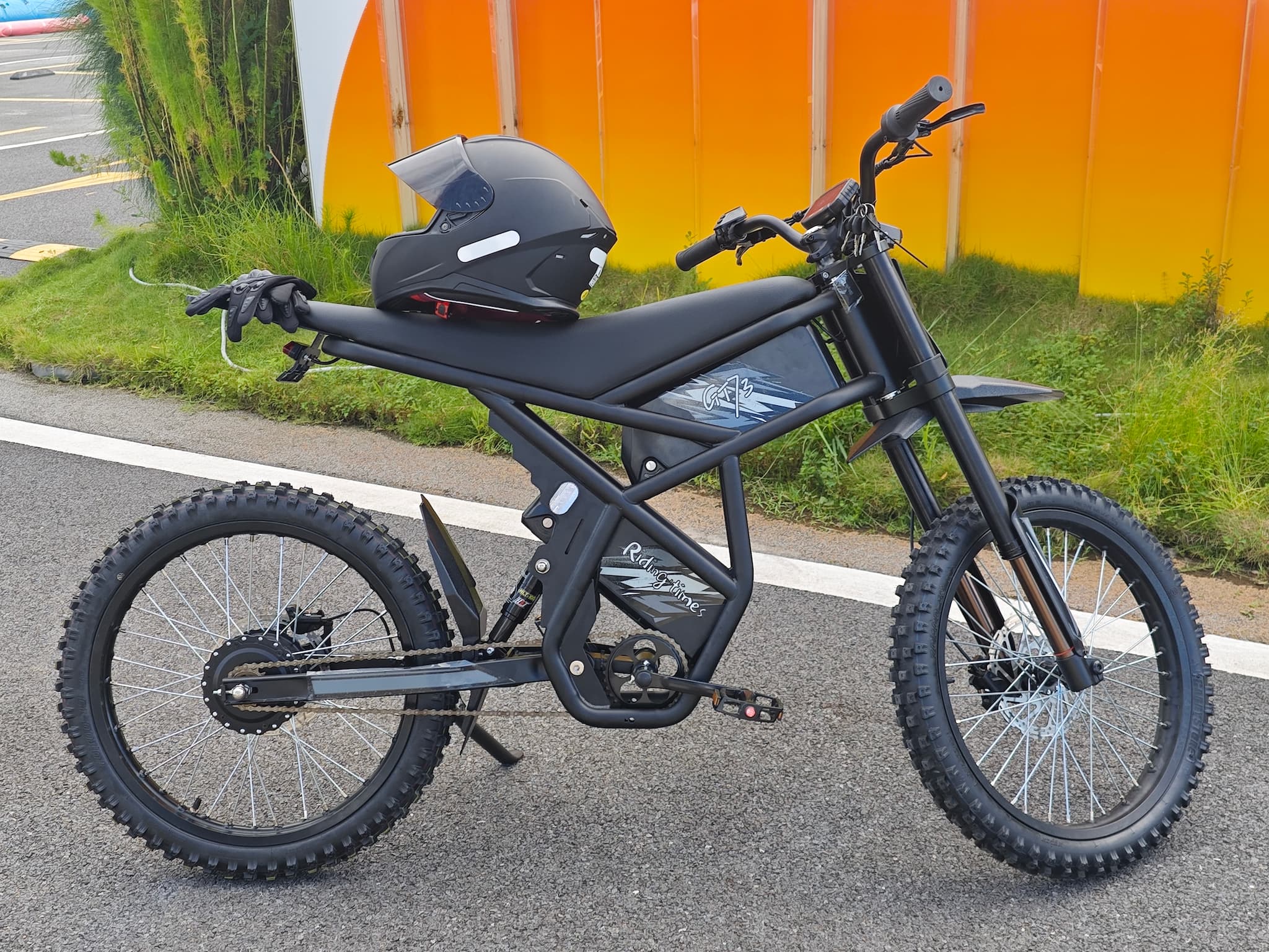 Riding Times GT73 в страничен изглед